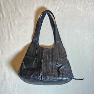 Cabin Creek Black Leather Shoulder Purse